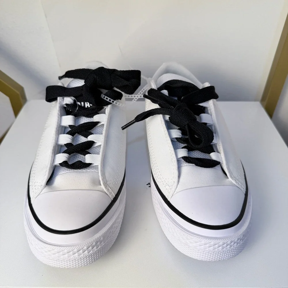 Converse All Star Low Top White Black Fat Laces Sneakers A14722C Mens 5 Wmn 6.5